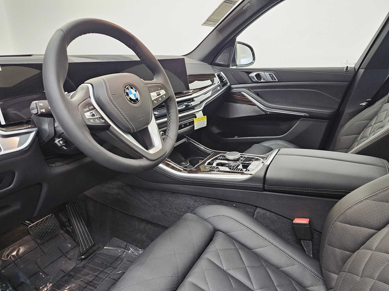 Thumbnail: 2026 BMW X5 - 2