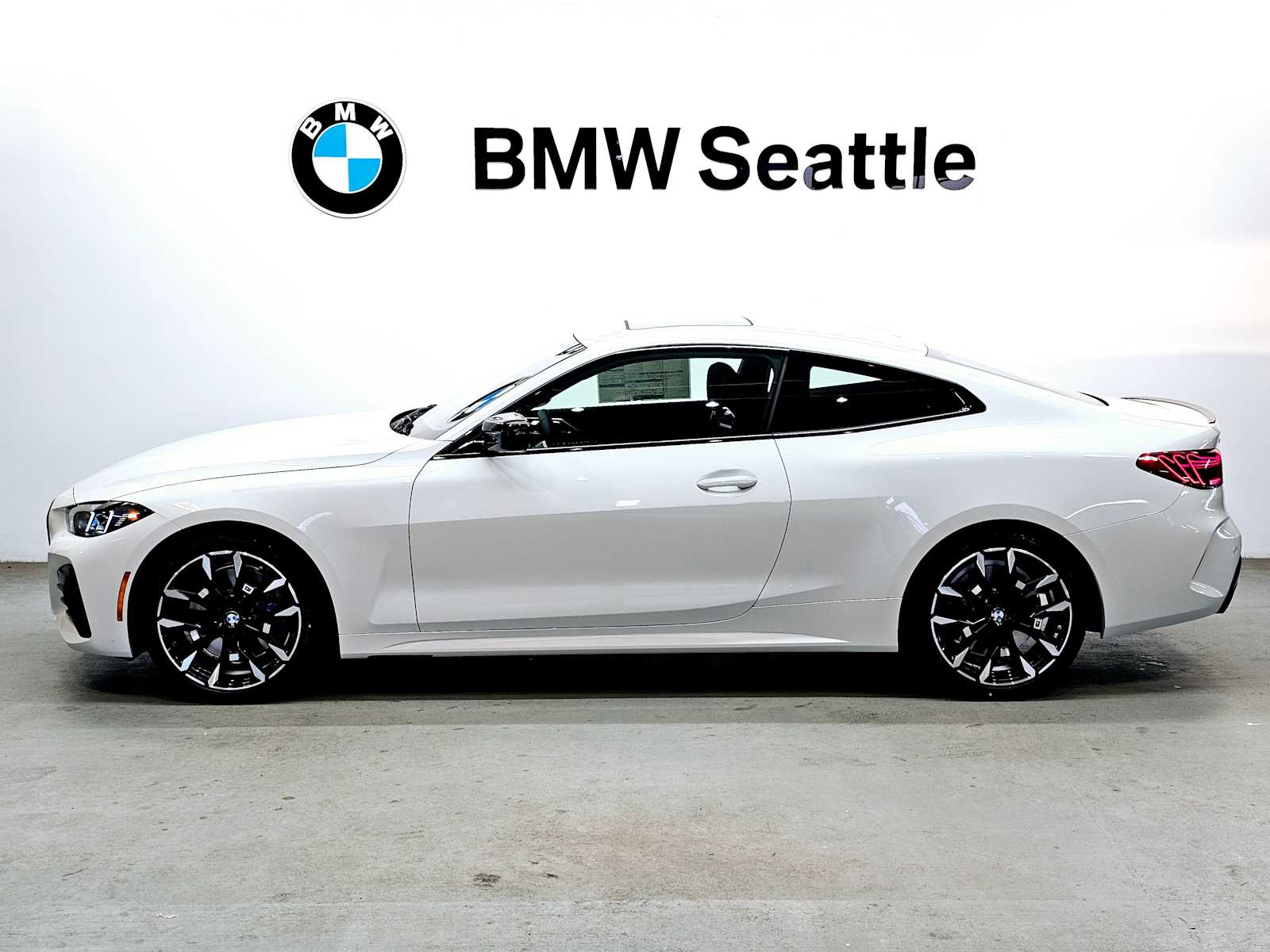Thumbnail: 2025 BMW 4 Series - 3