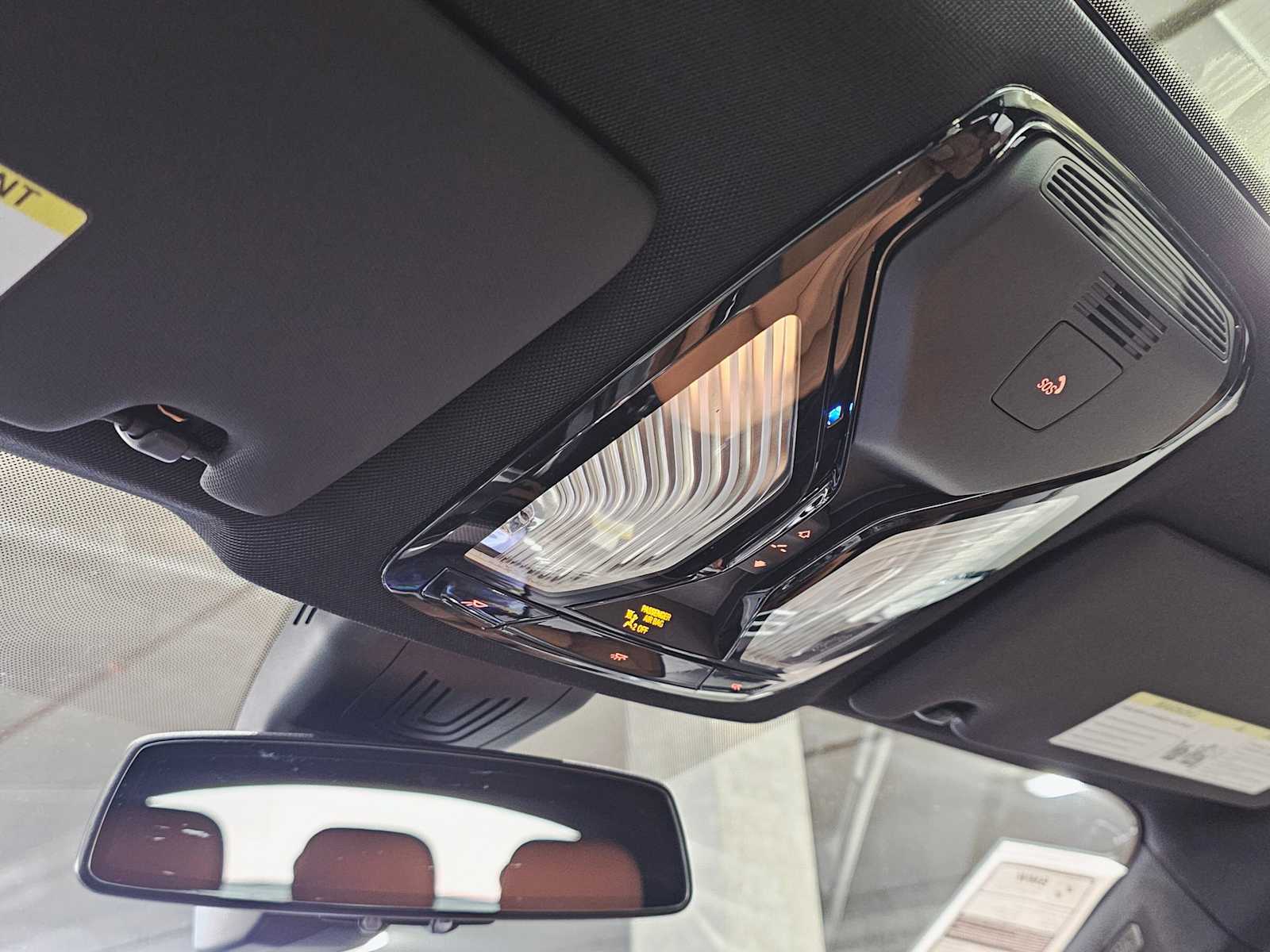 Thumbnail: 2025 BMW i4 - 21