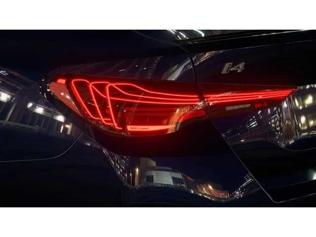 Thumbnail: 2026 BMW i4 - 8