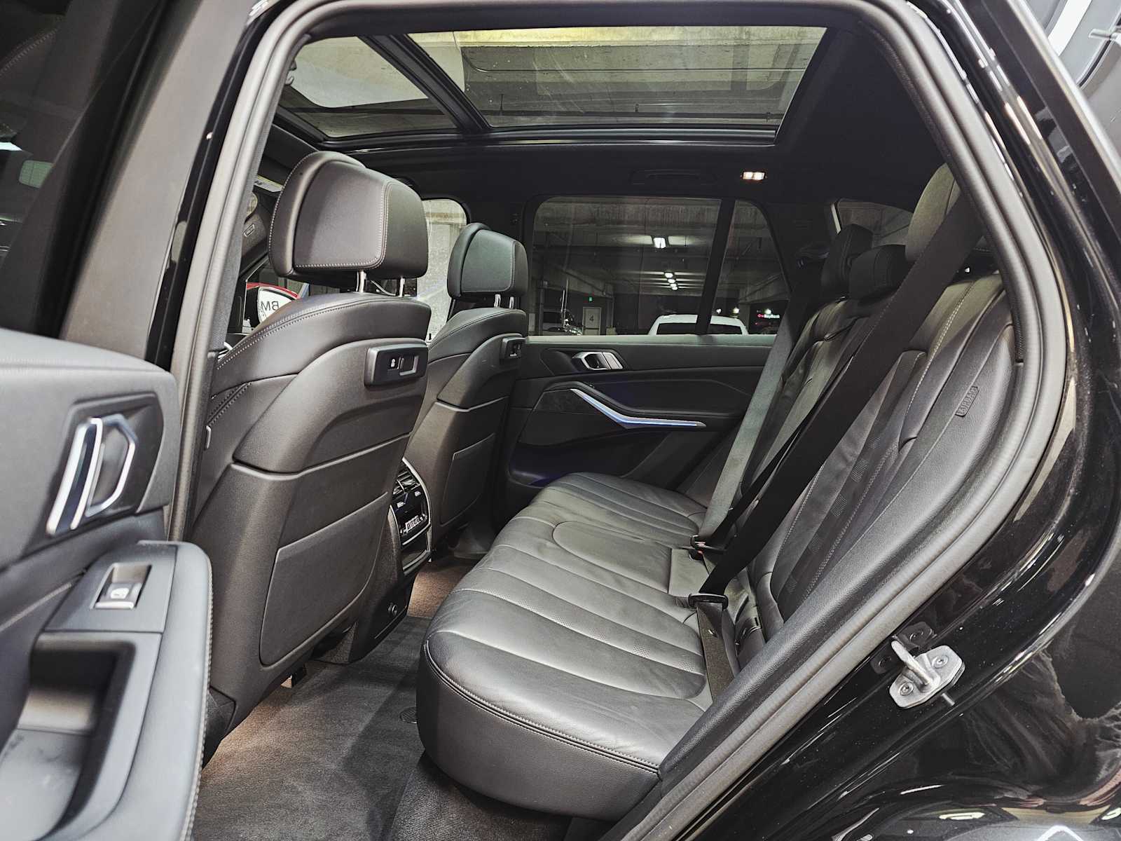 Thumbnail: 2022 BMW X5 - 25