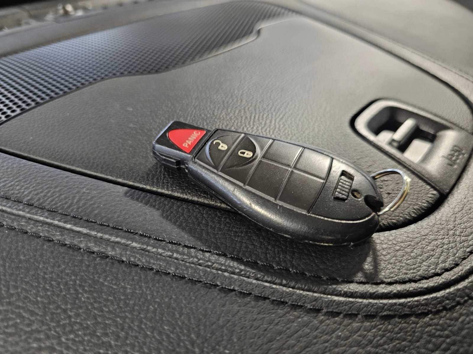 Thumbnail: 2020 Jeep Cherokee - 41