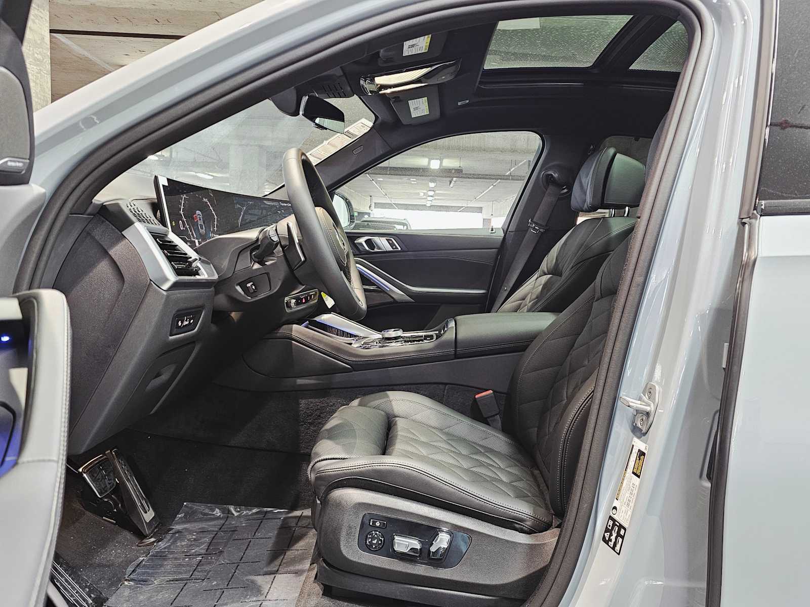 Thumbnail: 2026 BMW X6 - 23