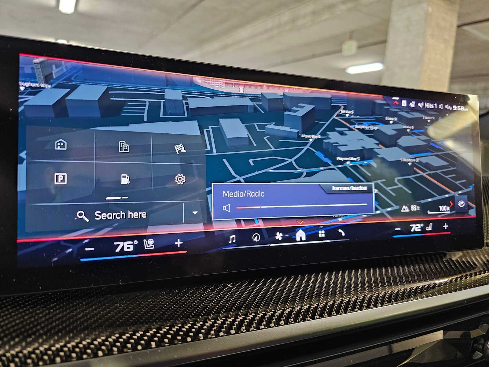 Thumbnail: 2026 BMW X6 - 16