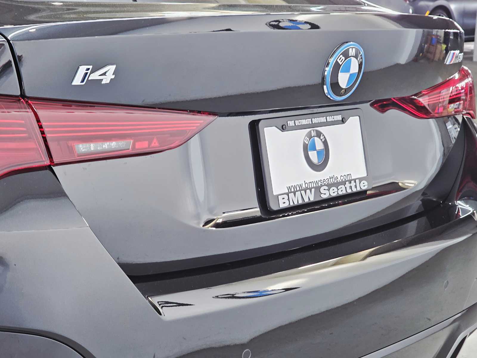 Thumbnail: 2025 BMW i4 - 7