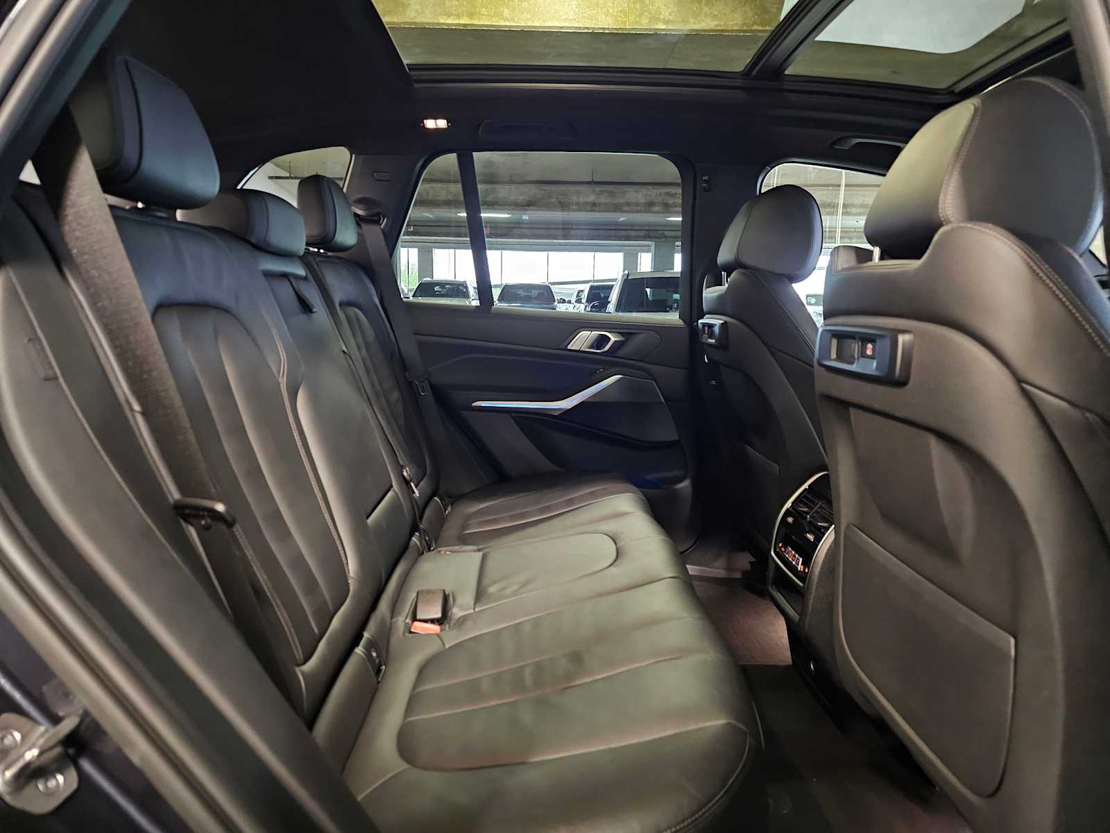 Thumbnail: 2022 BMW X5 - 38
