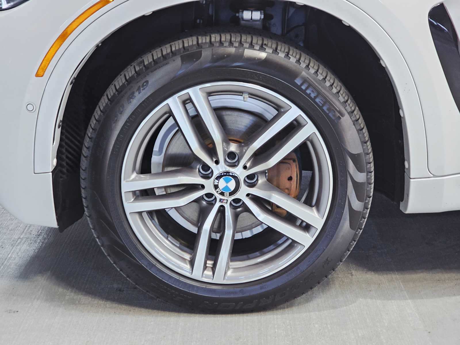 Thumbnail: 2019 BMW X6 - 8