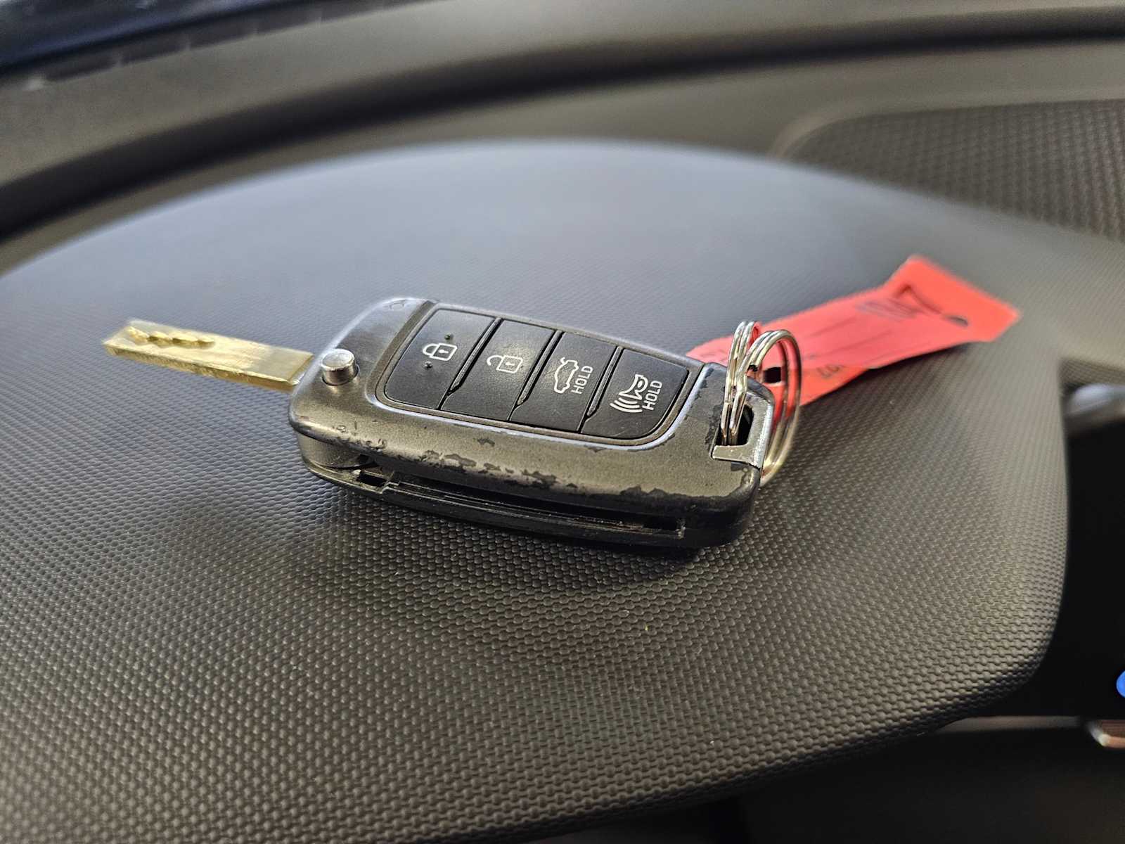 Thumbnail: 2022 Hyundai Elantra - 37