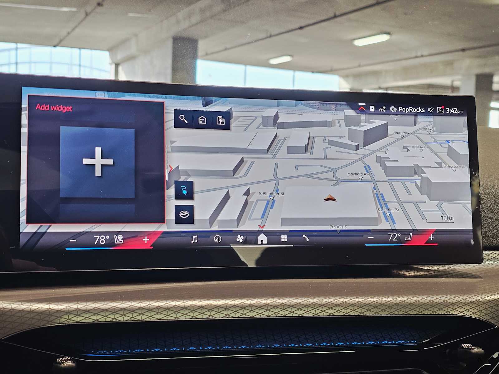 Thumbnail: 2025 BMW i4 - 14