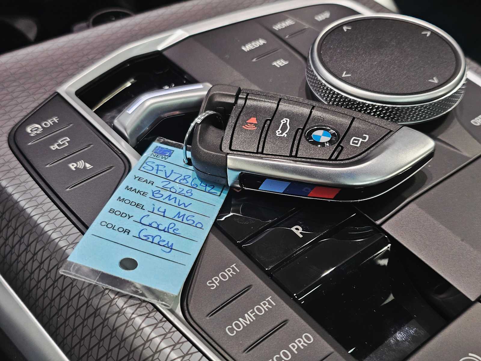 Thumbnail: 2025 BMW i4 - 30