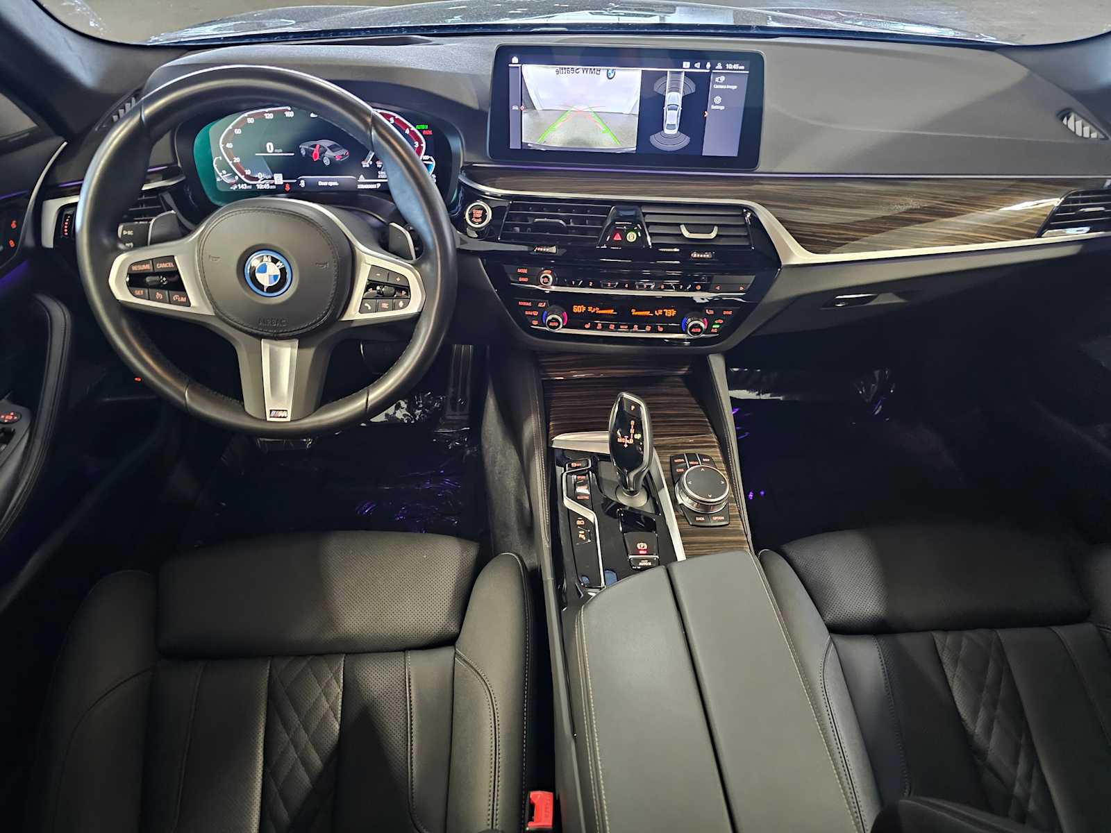 Thumbnail: 2023 BMW 5 Series - 10