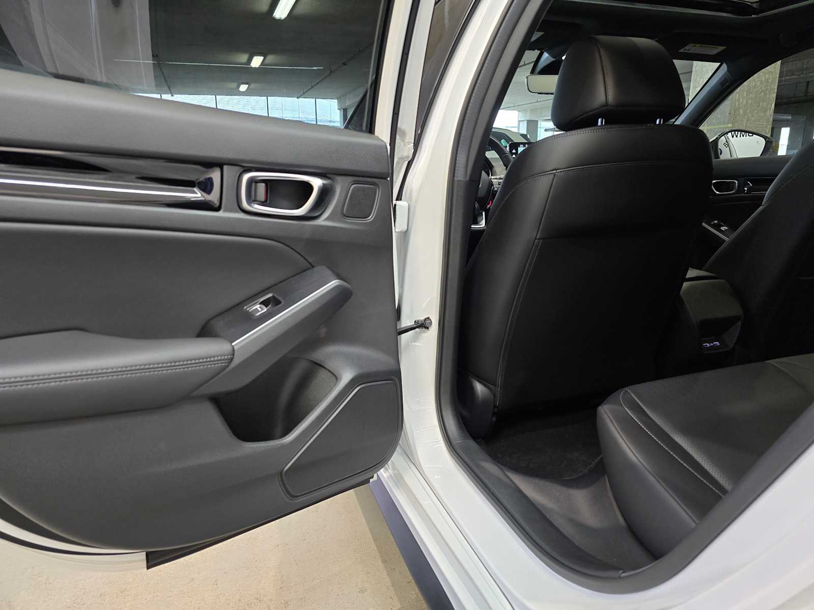 Thumbnail: 2024 Honda Civic - 28