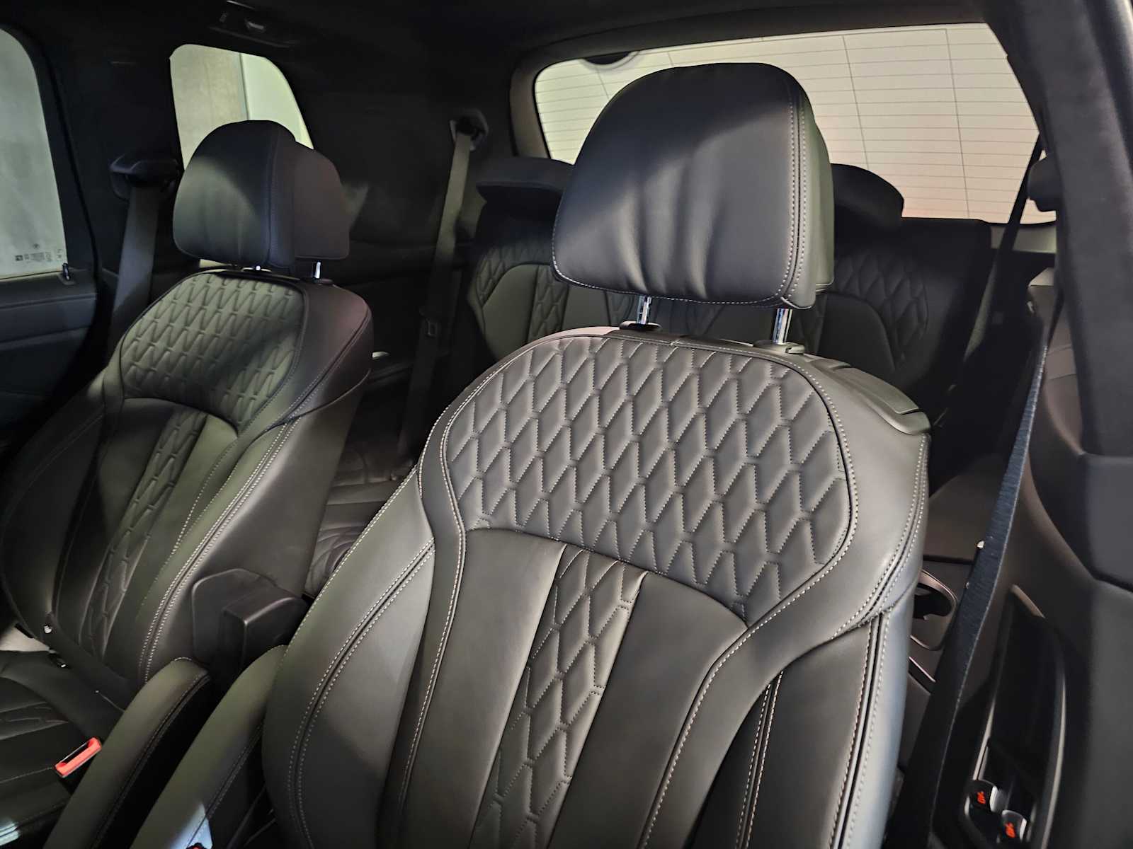 Thumbnail: 2025 BMW X7 - 38