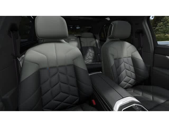 Thumbnail: 2026 BMW 7 Series - 11