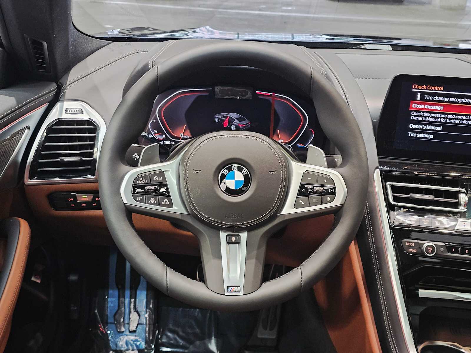 Thumbnail: 2026 BMW 8 Series - 11