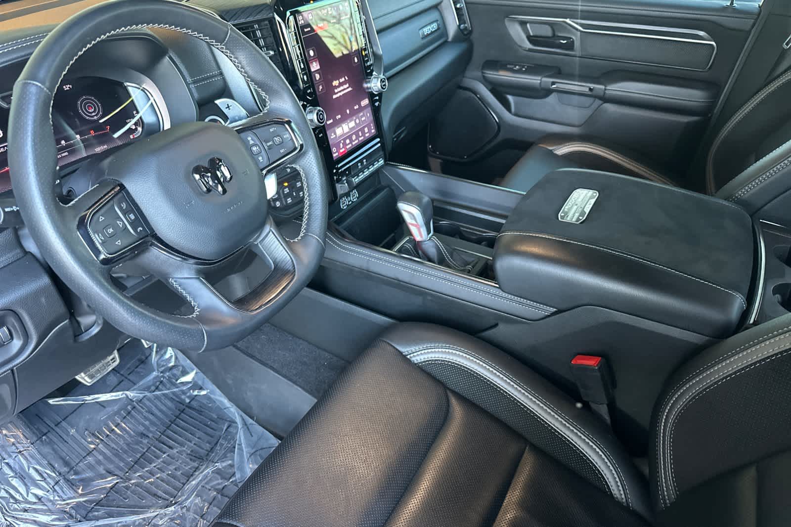 Thumbnail: 2025 RAM 1500 - 11