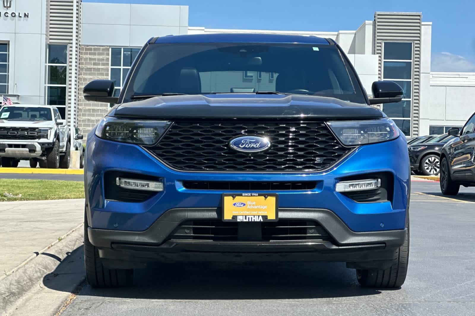 Thumbnail: 2021 Ford Explorer - 9