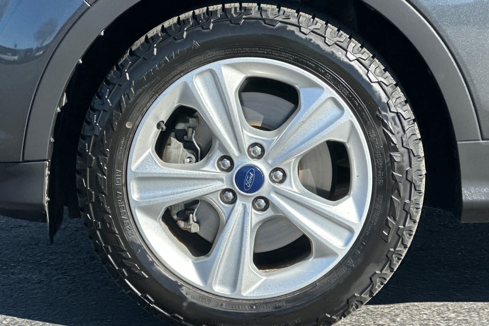 Thumbnail: 2016 Ford Escape - 25