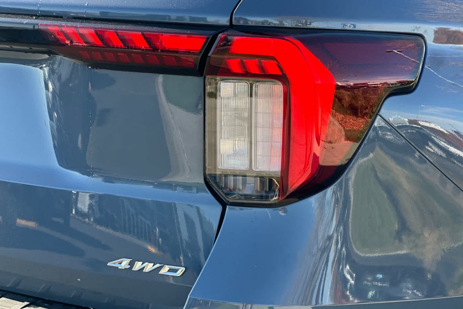 Thumbnail: 2025 Ford Explorer - 28