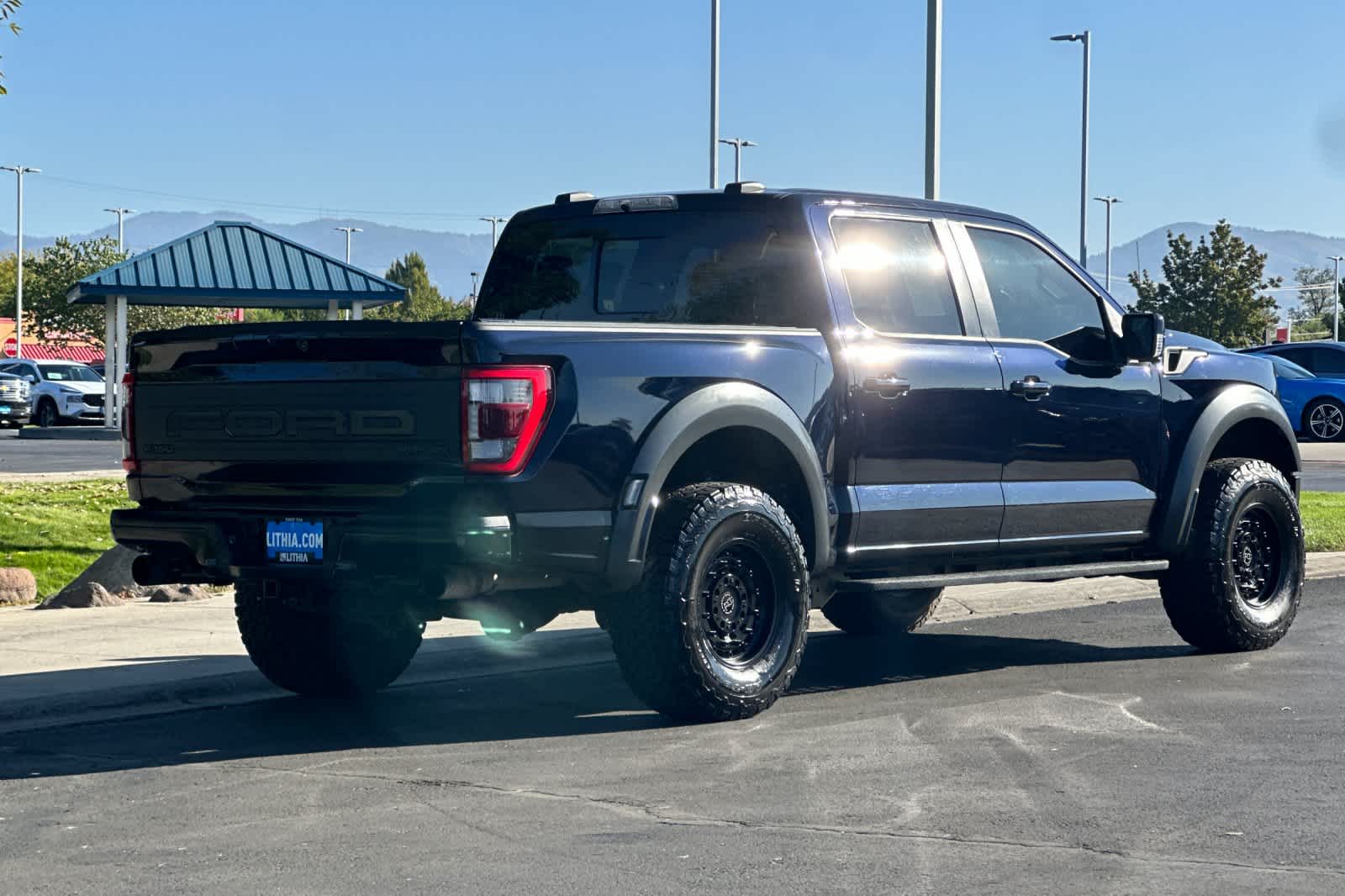 2021 Ford F-150 Raptor photo 2