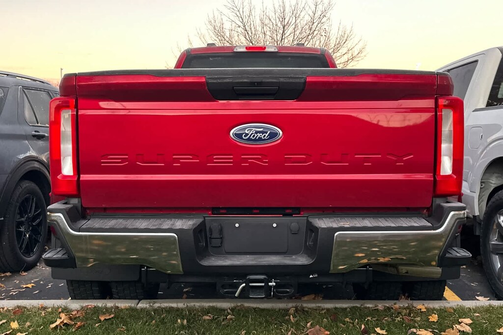 Used 2025 Ford F-450 F-450 XLT Truck Crew Cab