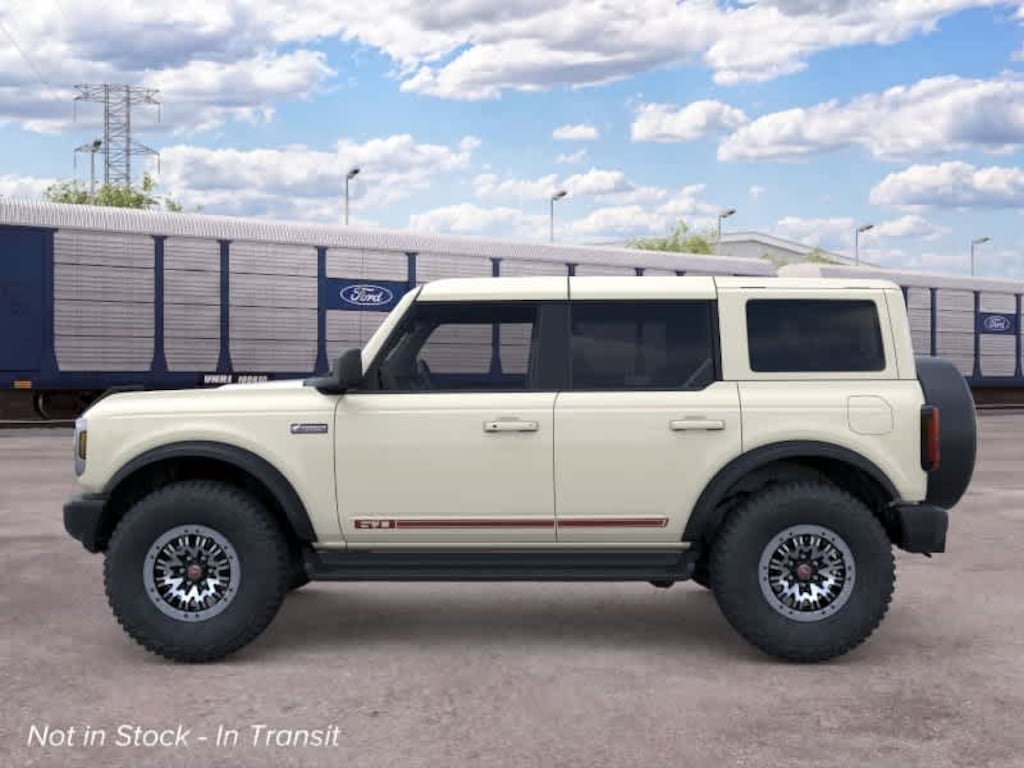 New 2026 Ford Bronco Outer Banks SUV