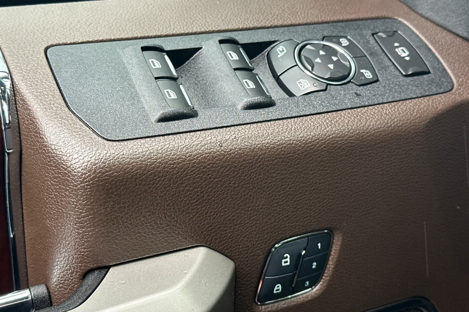 Thumbnail: 2018 Ford F-350 - 13