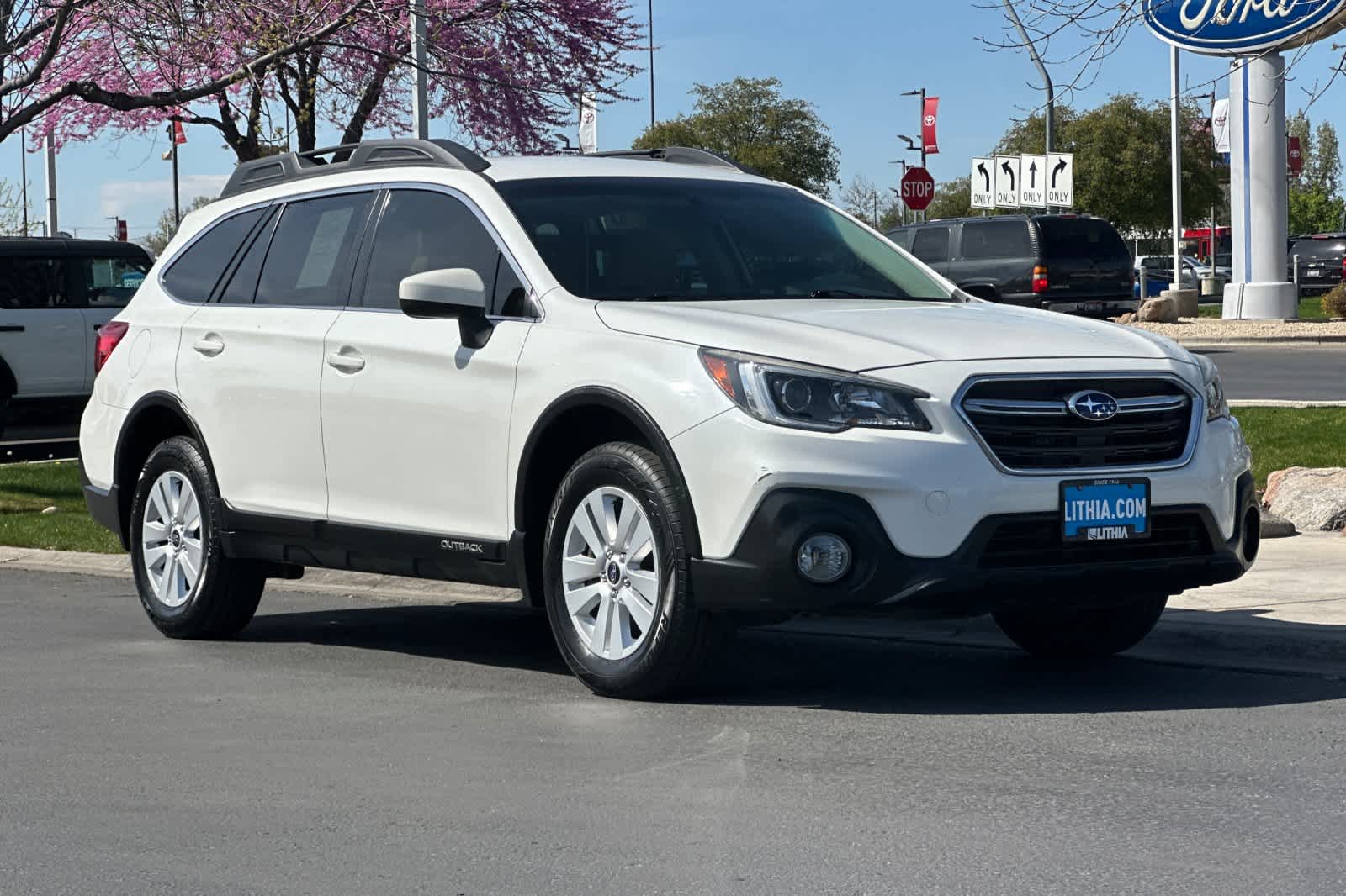 Thumbnail: 2018 Subaru Outback - 9