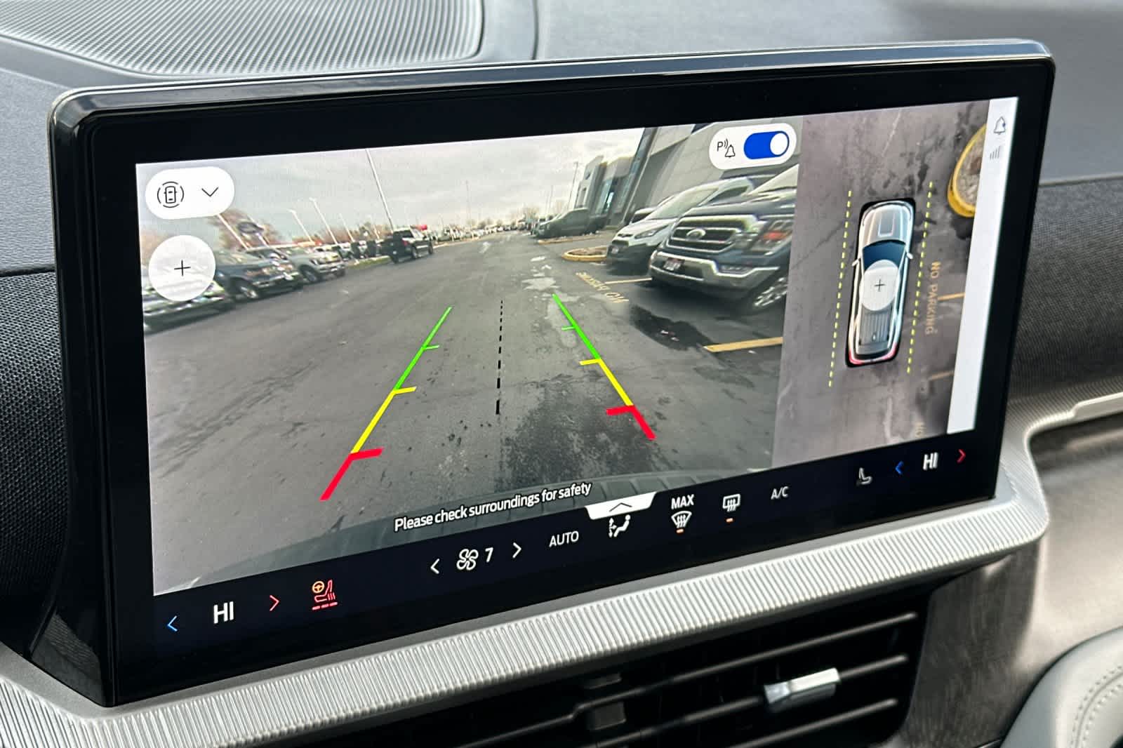 Thumbnail: 2025 Ford Explorer - 20