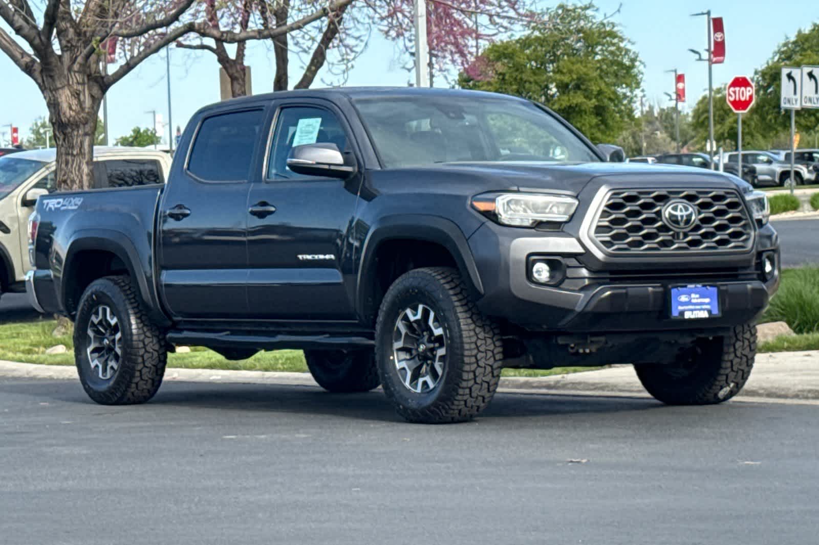 Thumbnail: 2023 Toyota Tacoma - 9