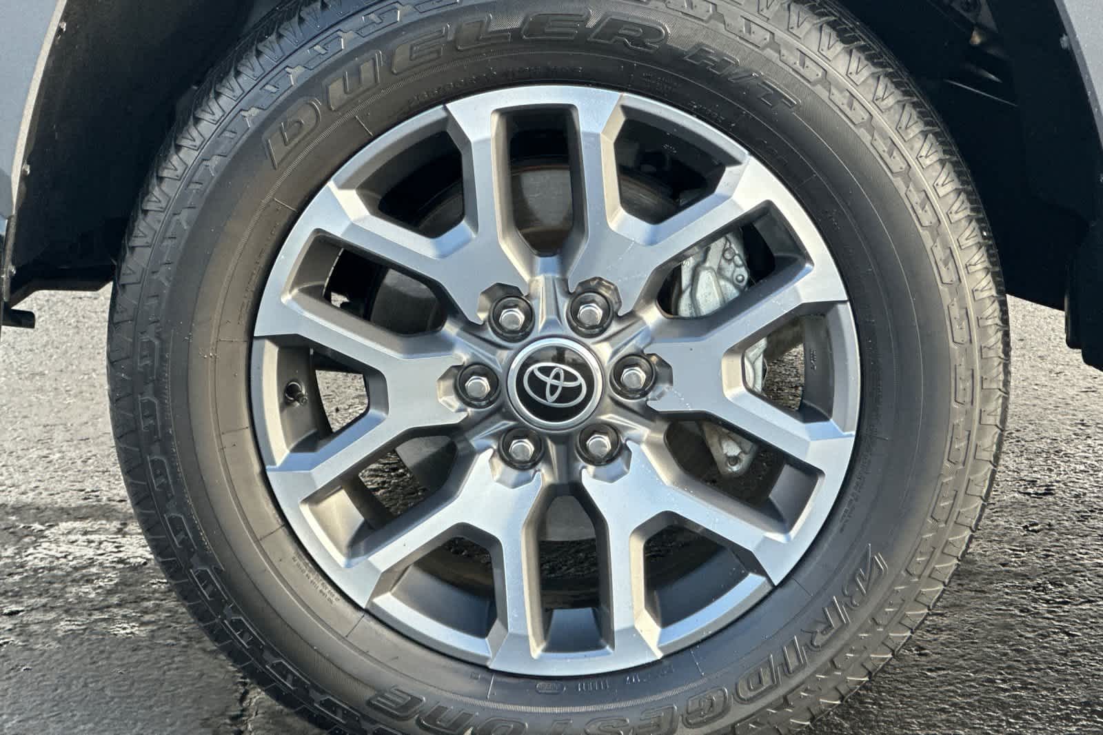 Thumbnail: 2023 Toyota Tundra - 25