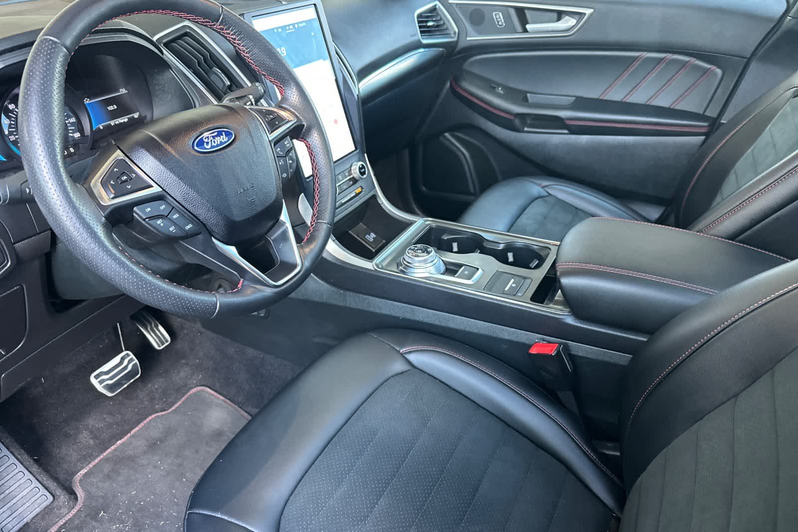 Thumbnail: 2022 Ford Edge - 11