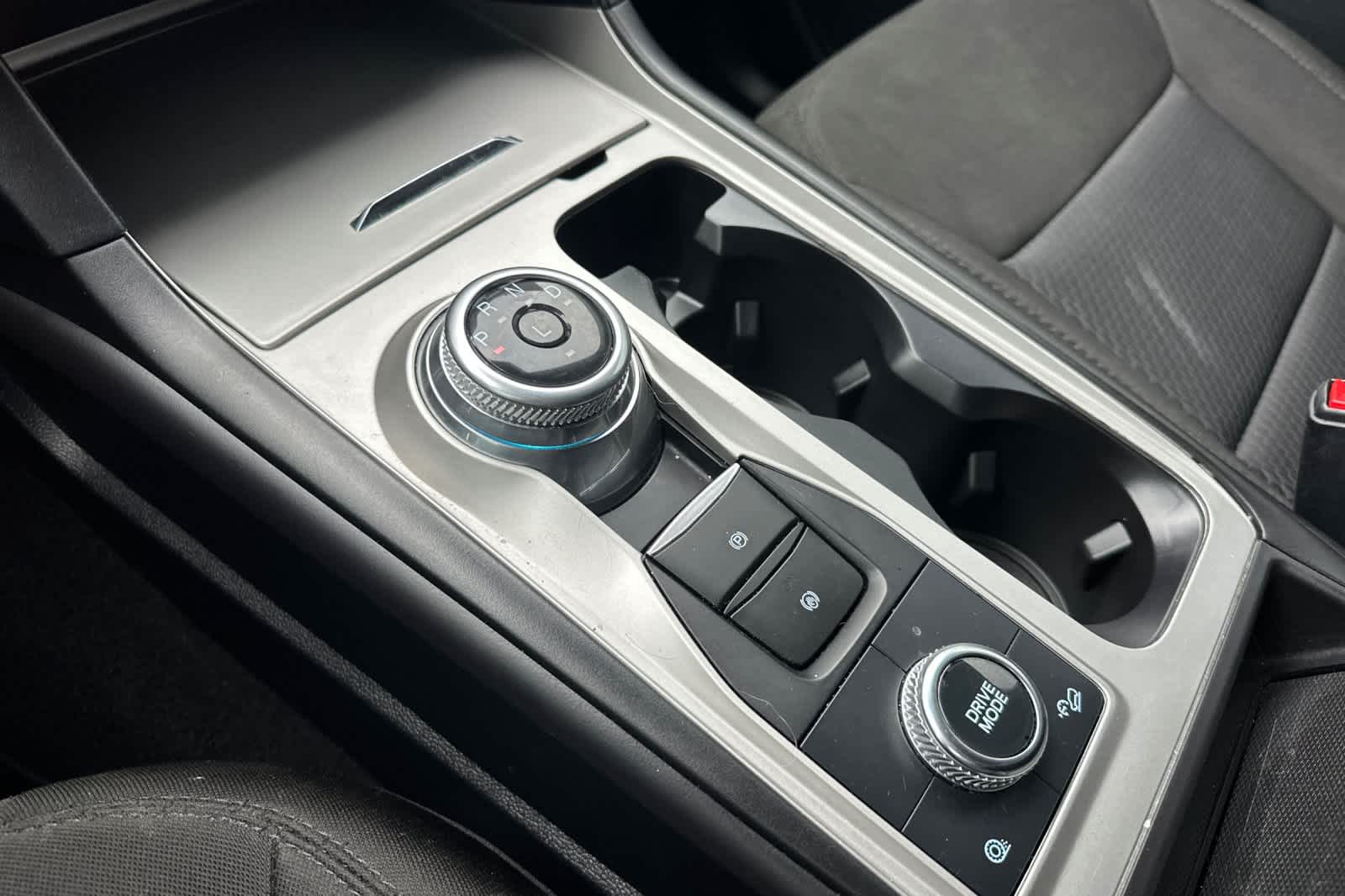 Thumbnail: 2022 Ford Explorer - 22