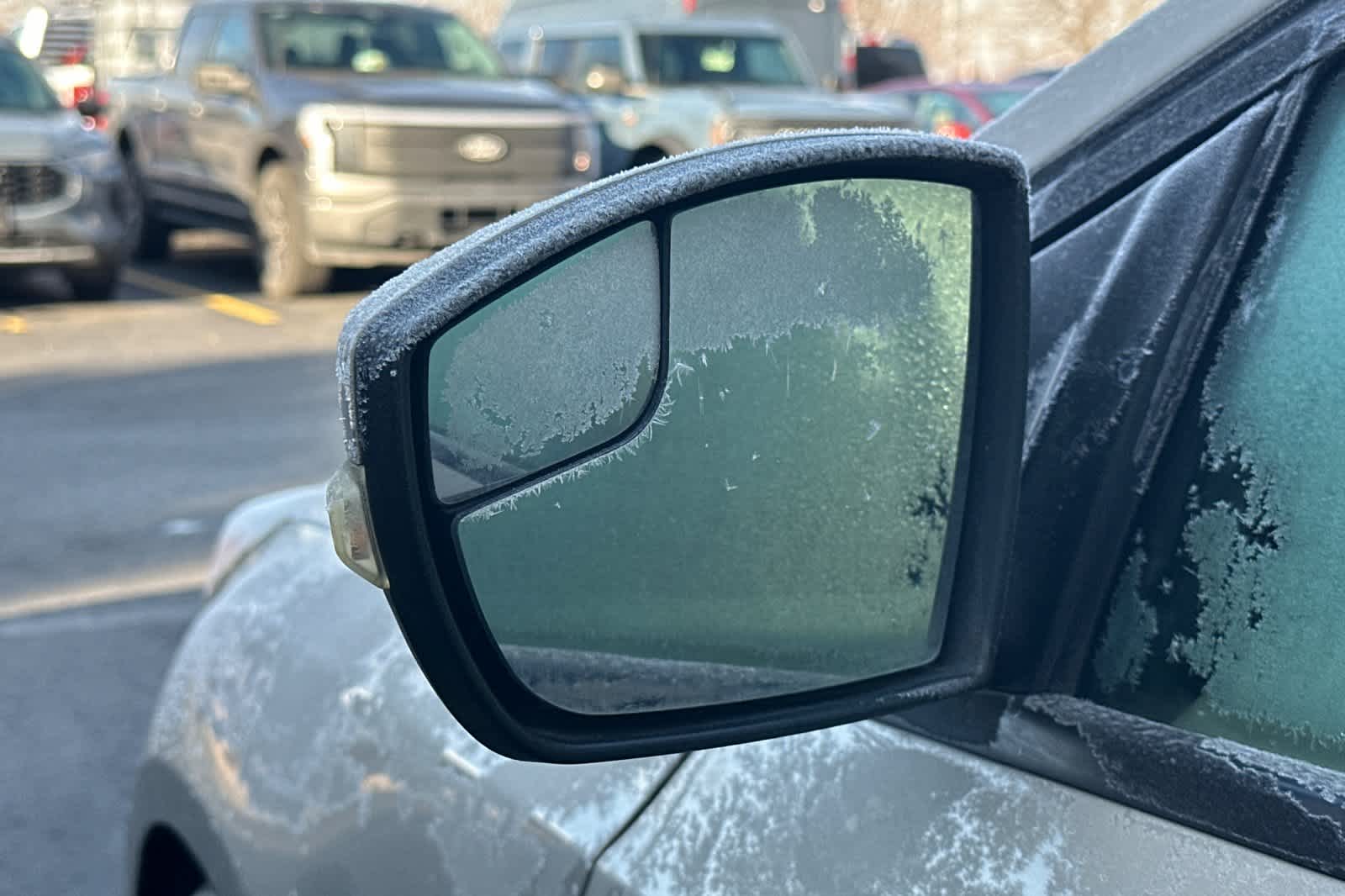 Thumbnail: 2015 Ford Focus - 10