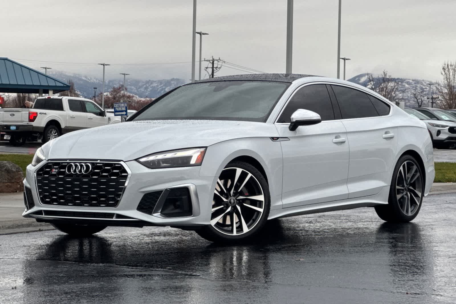 Thumbnail: 2023 Audi S5 - 1