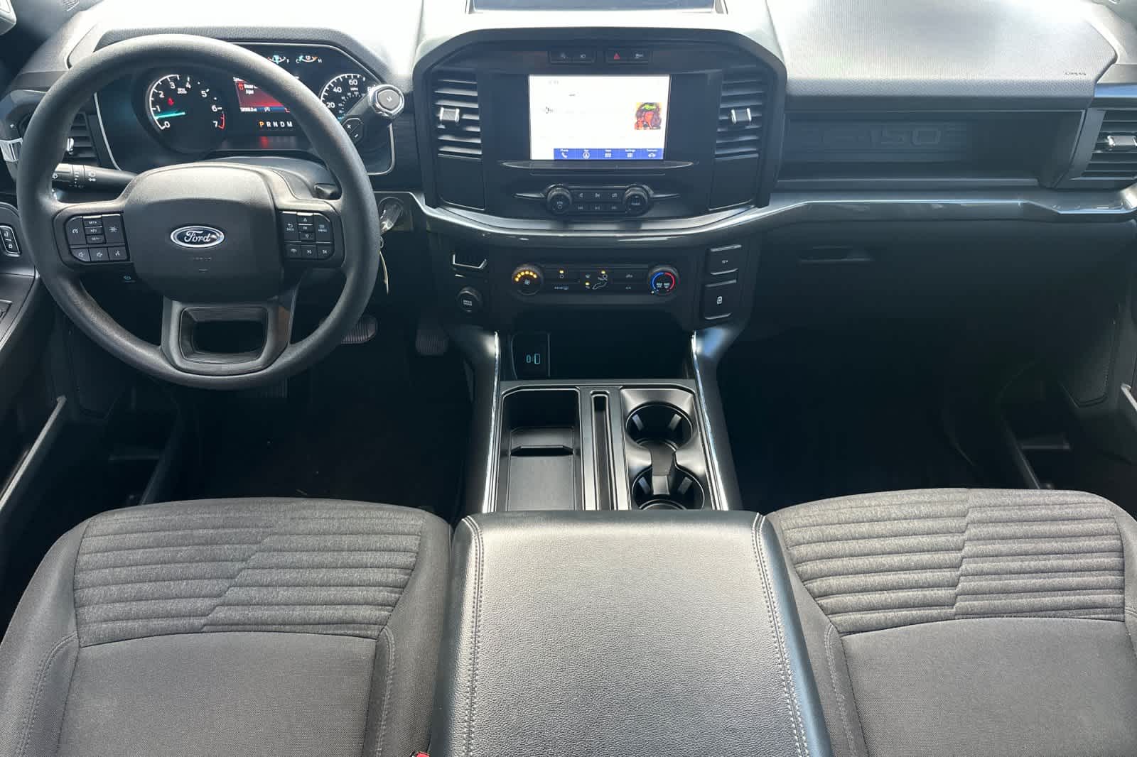 2022 Ford F-150 STX photo 3