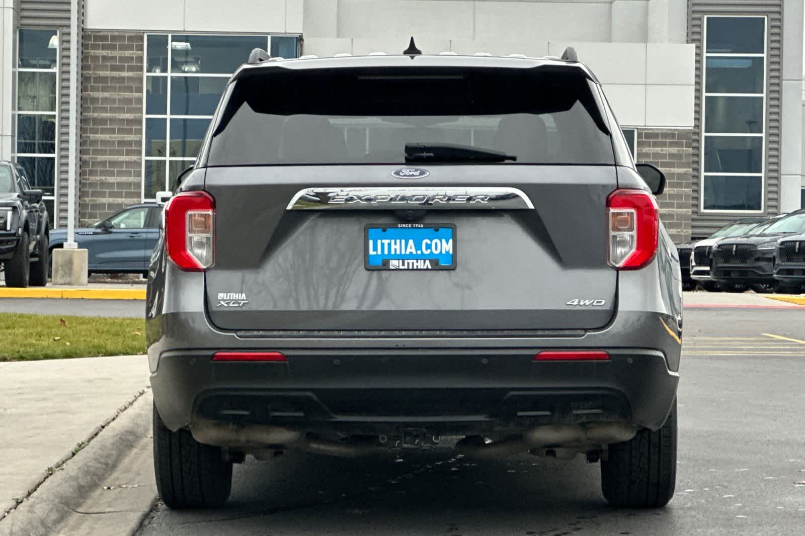 Thumbnail: 2022 Ford Explorer - 7