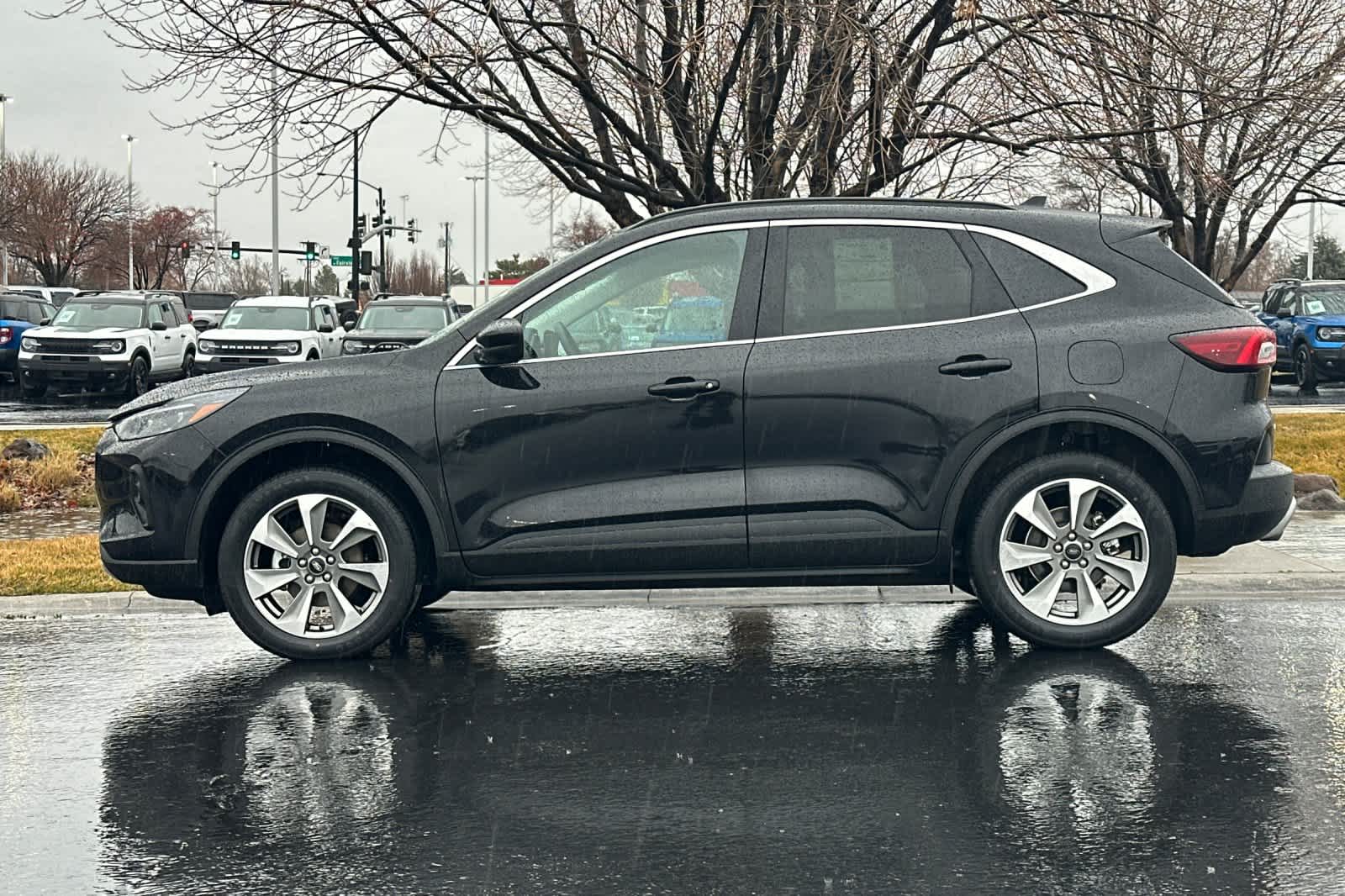 Thumbnail: 2025 Ford Escape - 5