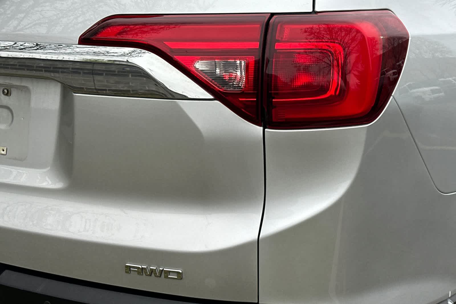 Thumbnail: 2018 GMC Acadia - 10