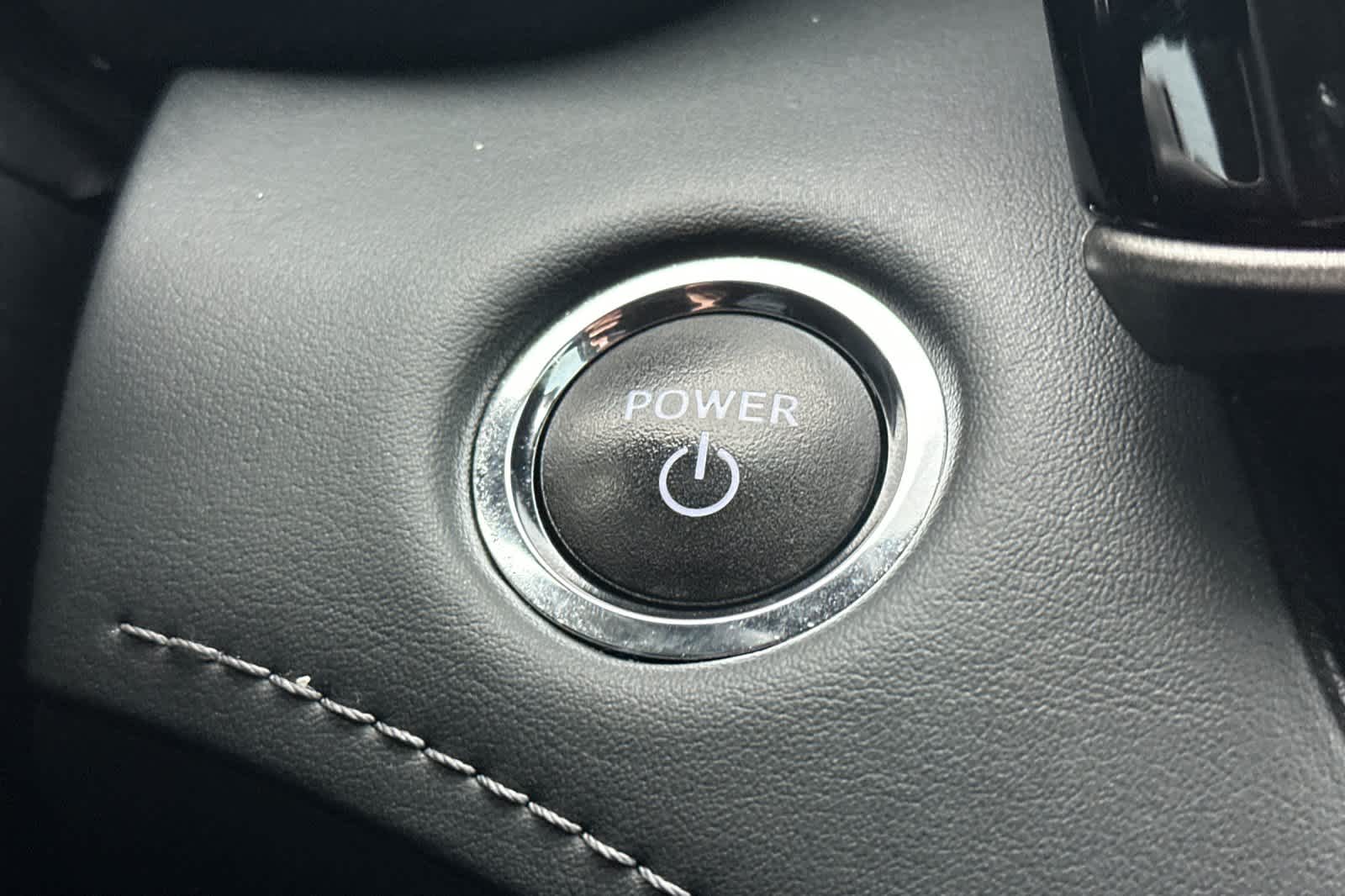 Thumbnail: 2023 Toyota Highlander - 23