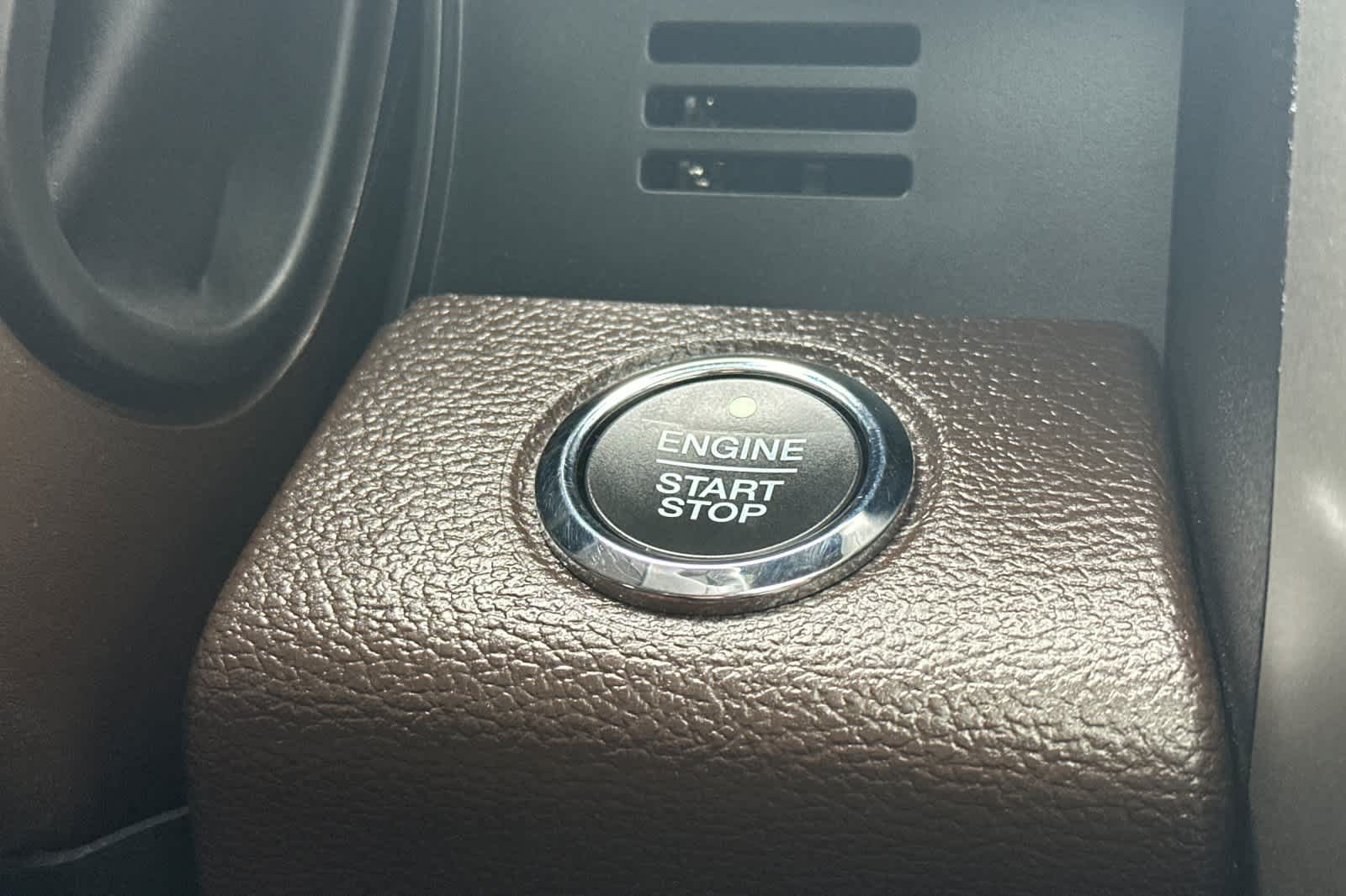 Thumbnail: 2018 Ford F-350 - 22