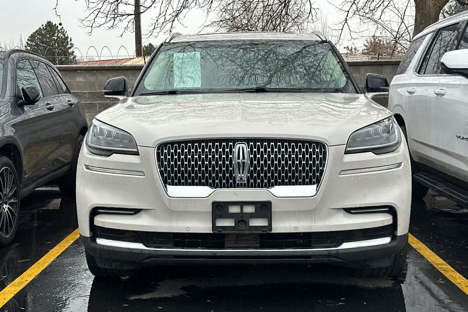Thumbnail: 2022 Lincoln Aviator - 6