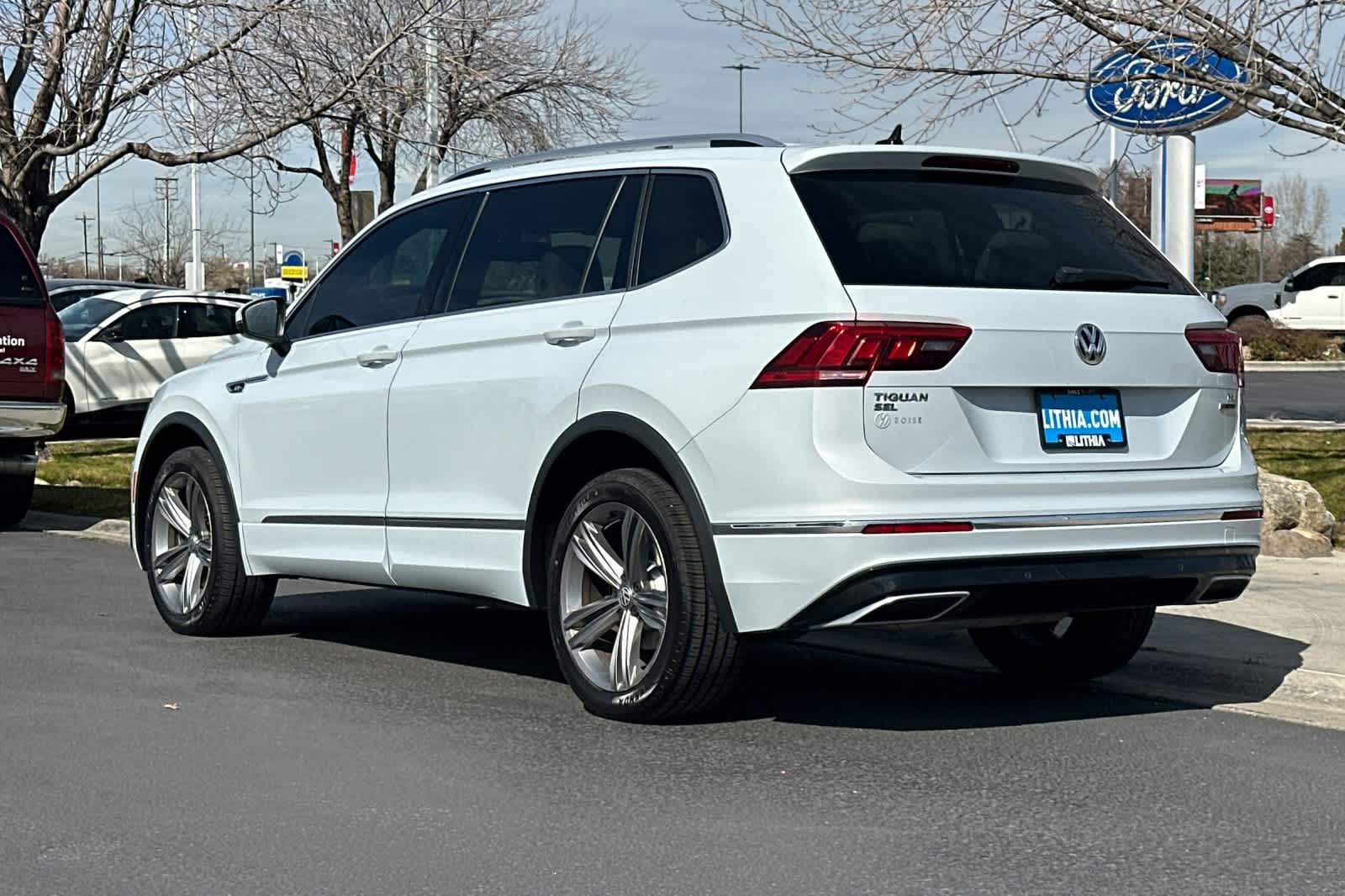 Thumbnail: 2018 Volkswagen Tiguan - 6