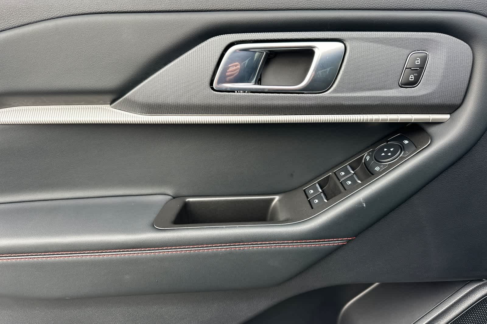 Thumbnail: 2026 Ford Explorer - 12