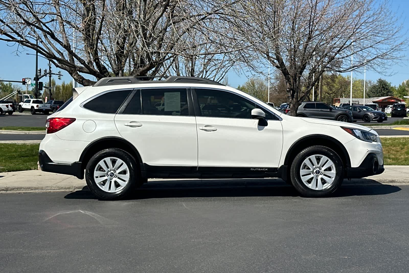 Thumbnail: 2018 Subaru Outback - 8