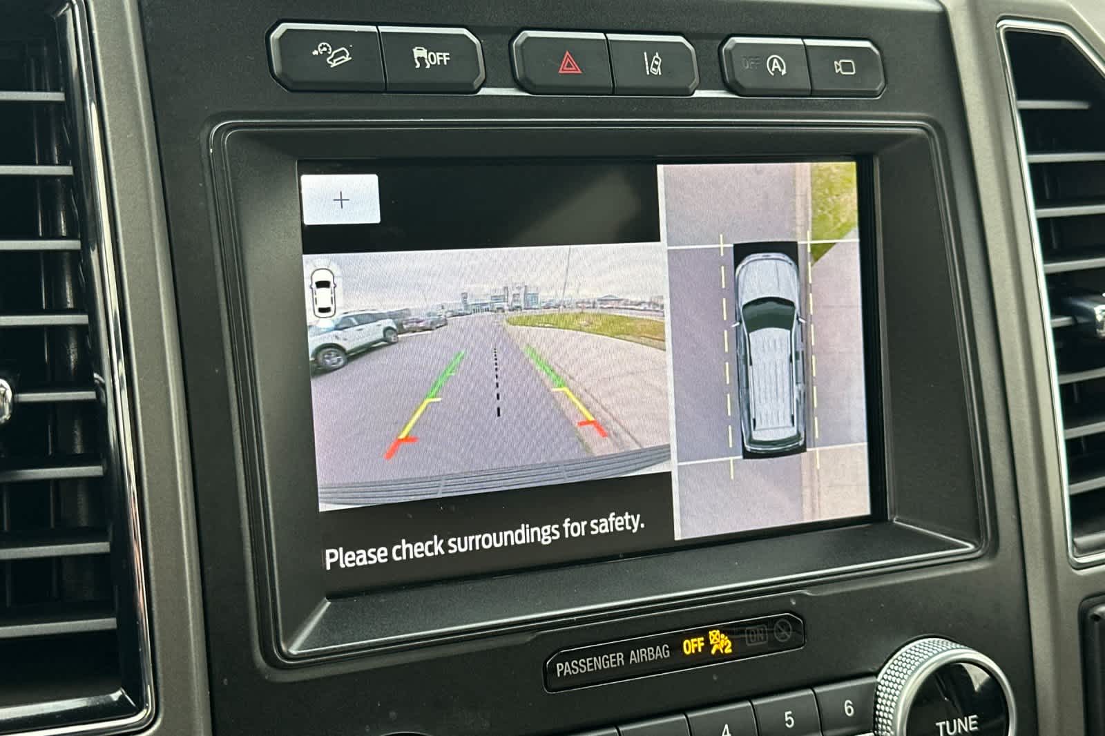 Thumbnail: 2021 Ford Expedition - 21