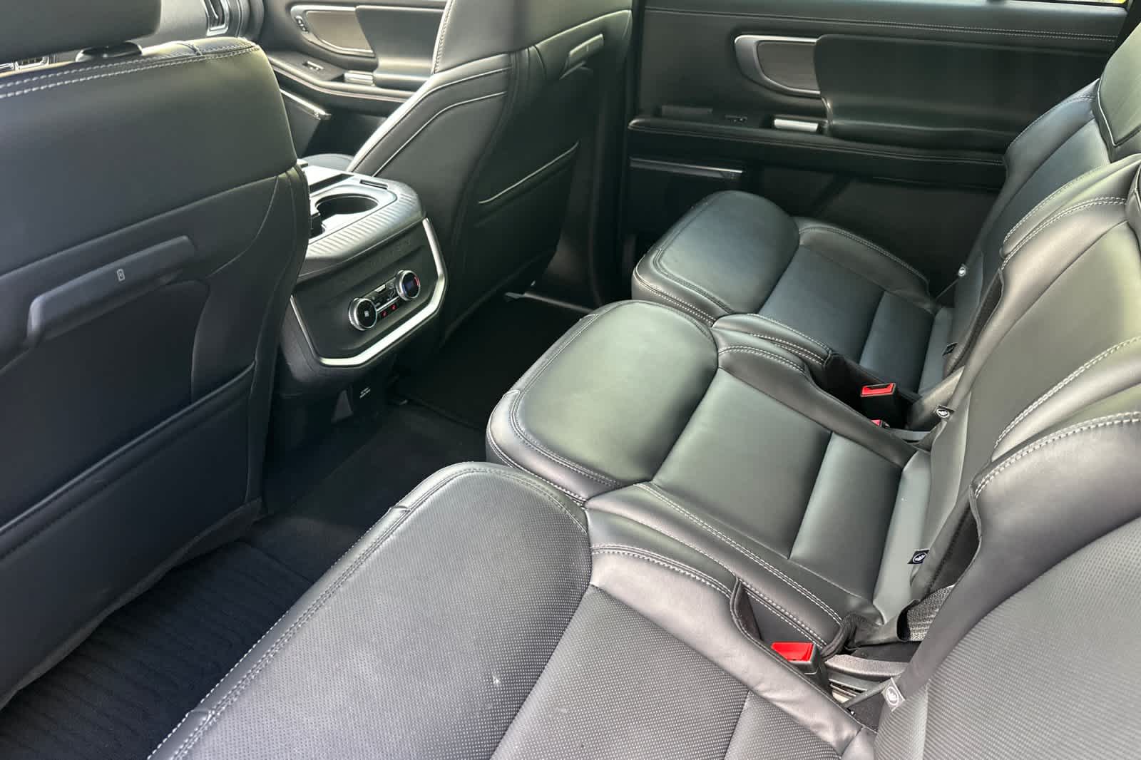 Thumbnail: 2025 Ford Expedition MAX - 4