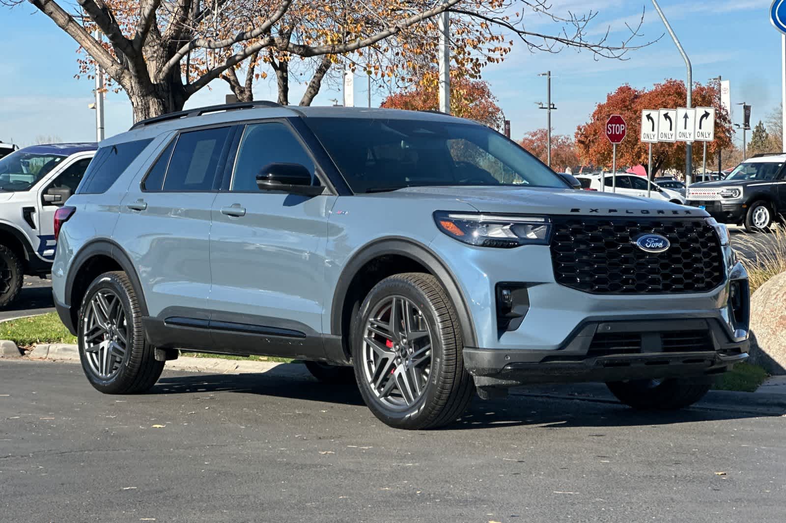 Thumbnail: 2025 Ford Explorer - 9
