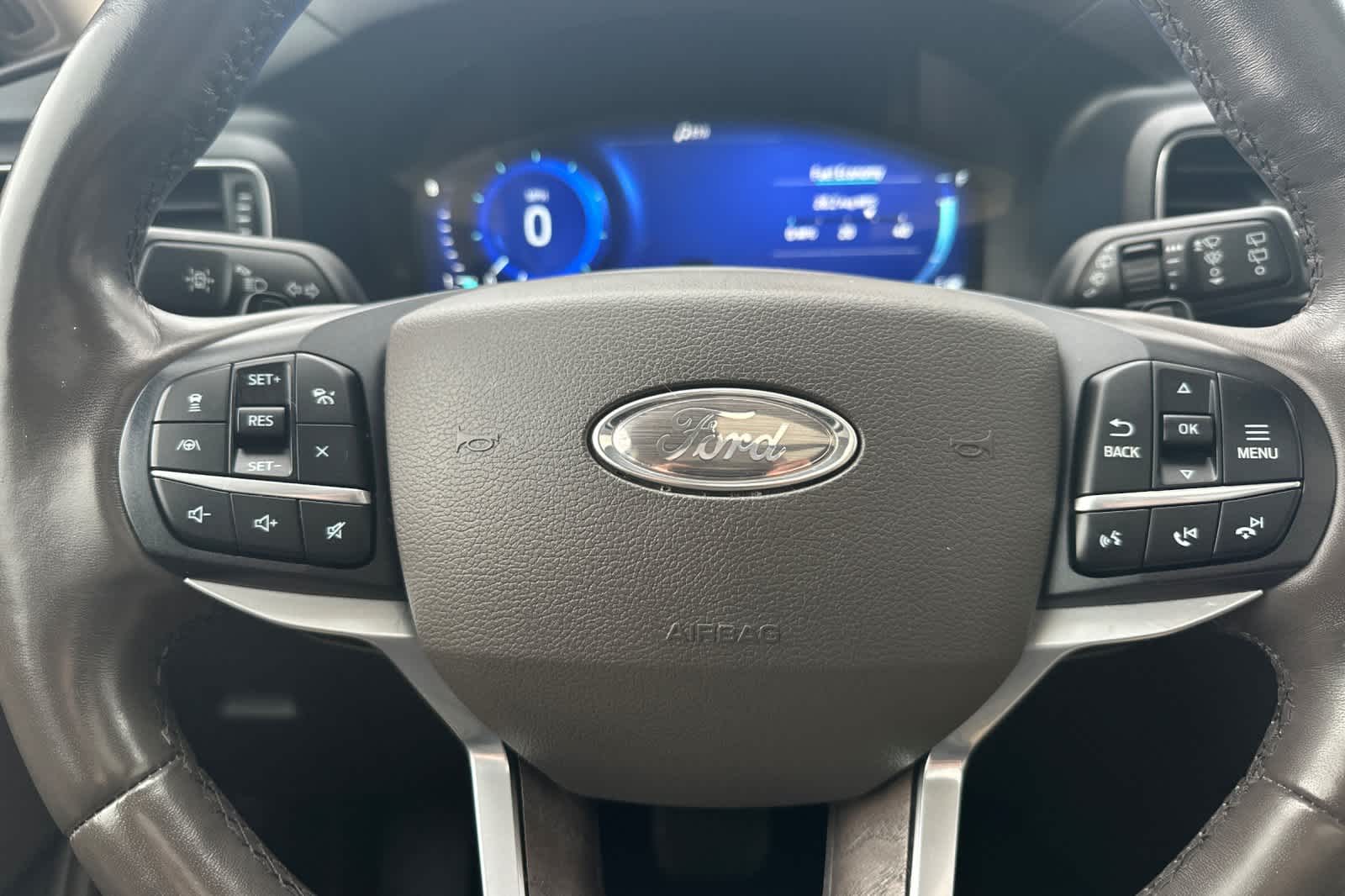 Thumbnail: 2020 Ford Explorer - 25