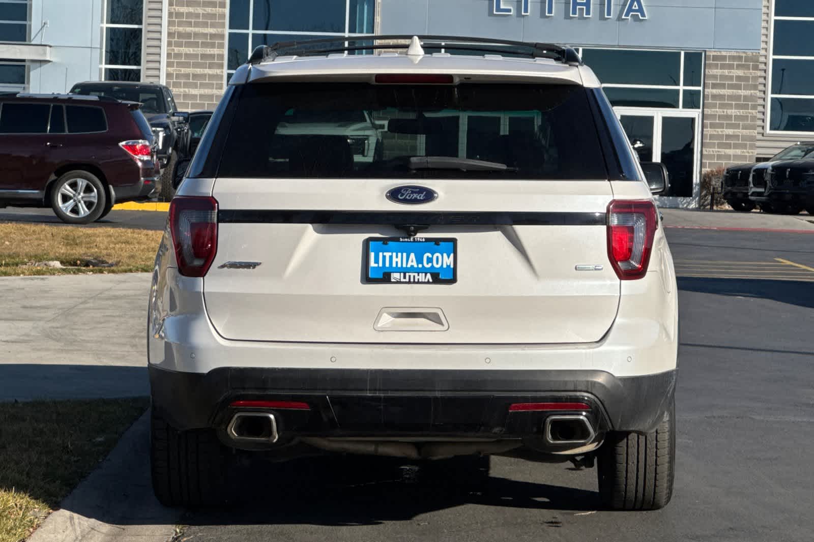 Thumbnail: 2017 Ford Explorer - 7